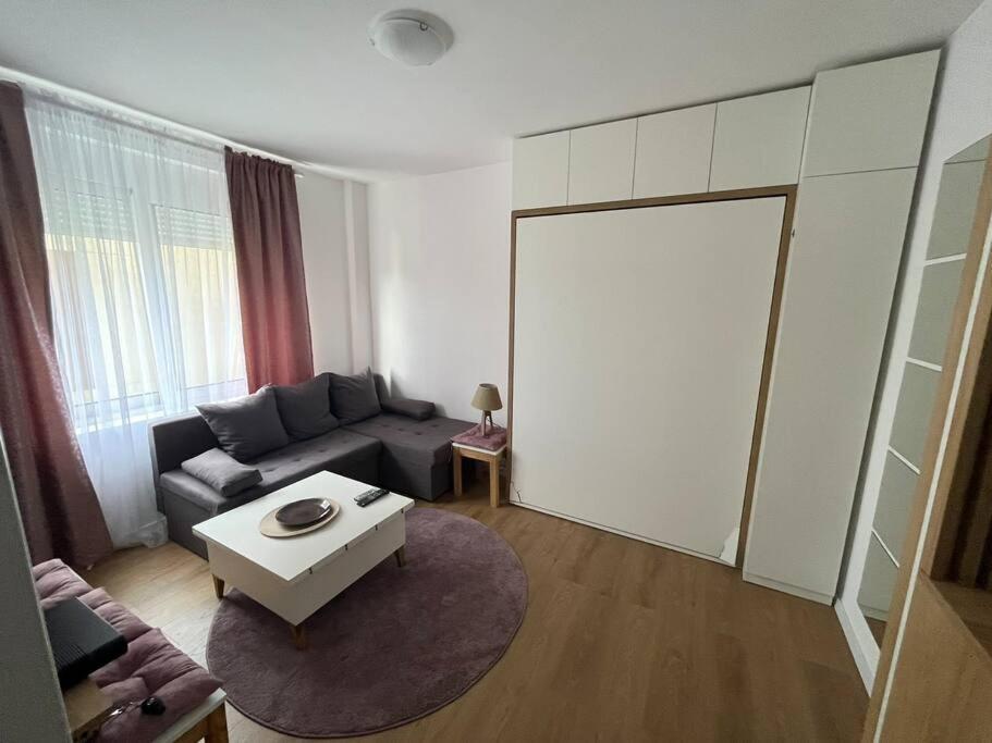 Apartment Centar بودغوريتْسا المظهر الخارجي الصورة